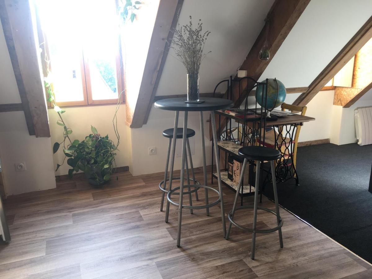 Angles-sur-lʼAnglin Chez Fred Avec Vue Sur Le Chateau מראה חיצוני תמונה